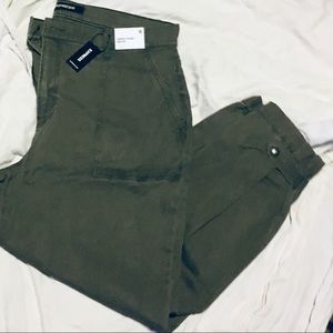 Express Olive Cropped Utility pant